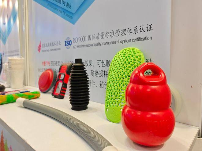 Zhongsu Wang TPE | Zhongsu Wang-en TPE kirol-ekipoak olioarekiko eta orbanekiko erresistenteak al dira?